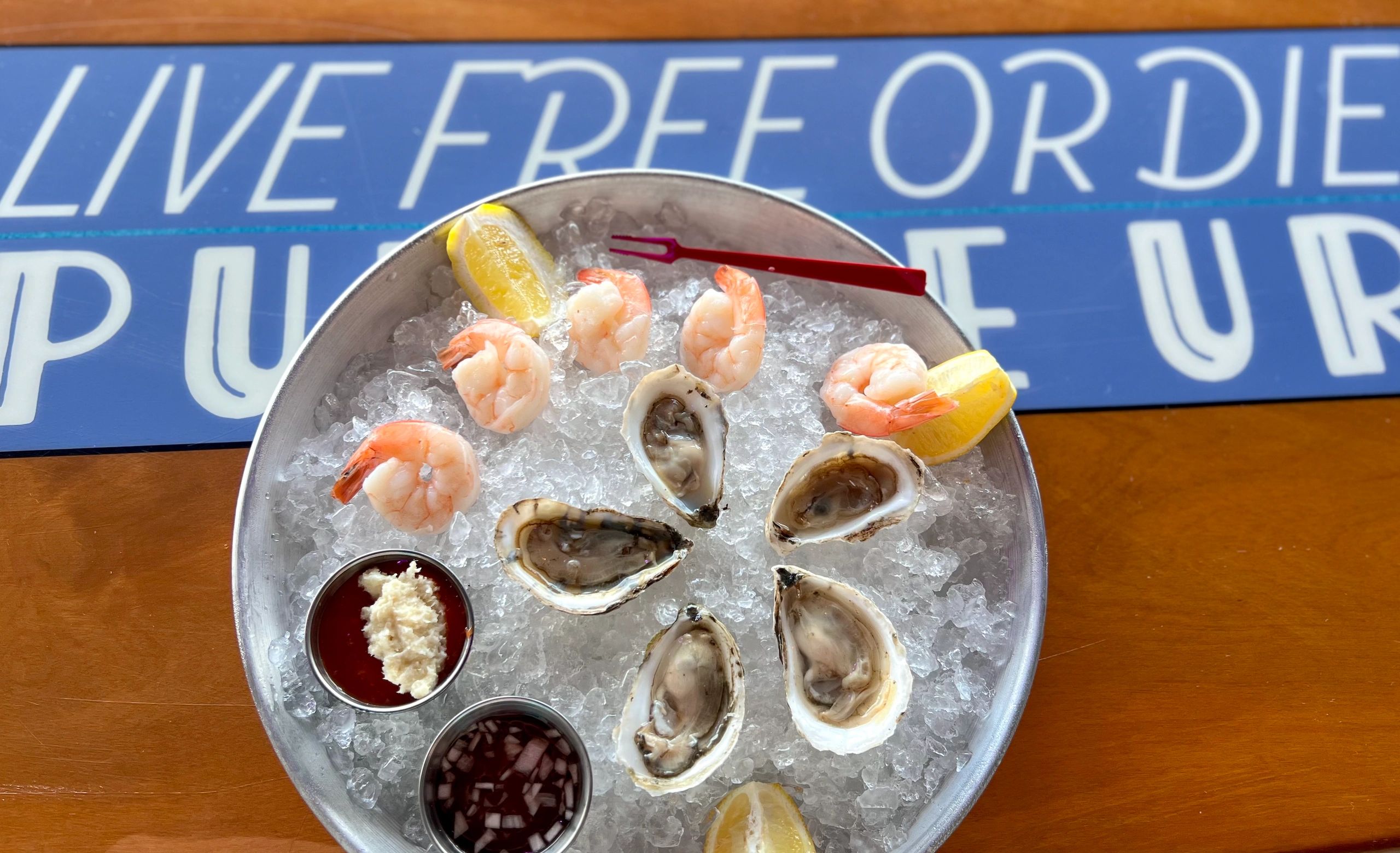 Restaurant, Bar The Purple Urchin Hampton Beach, New Hampshire